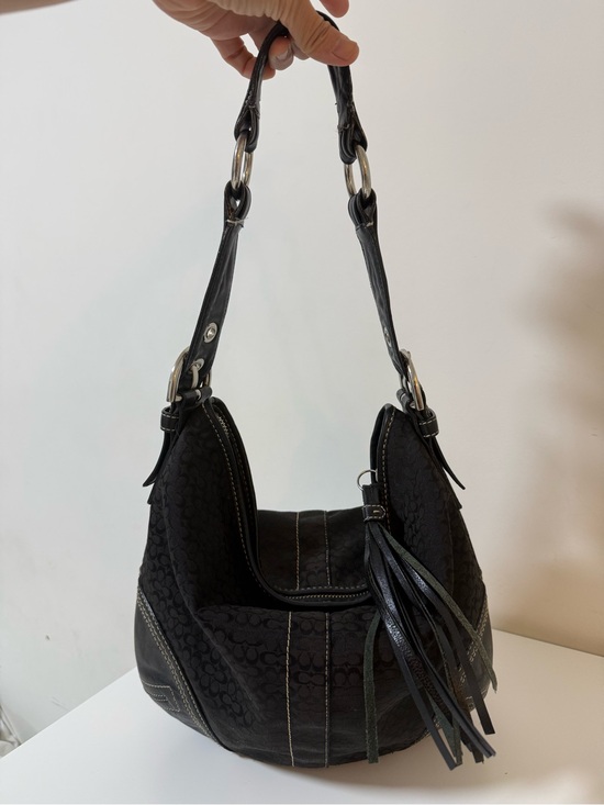 Coach Handbags - Coach Hobo Signature Shoulder Bag Black Jacquard/Leather